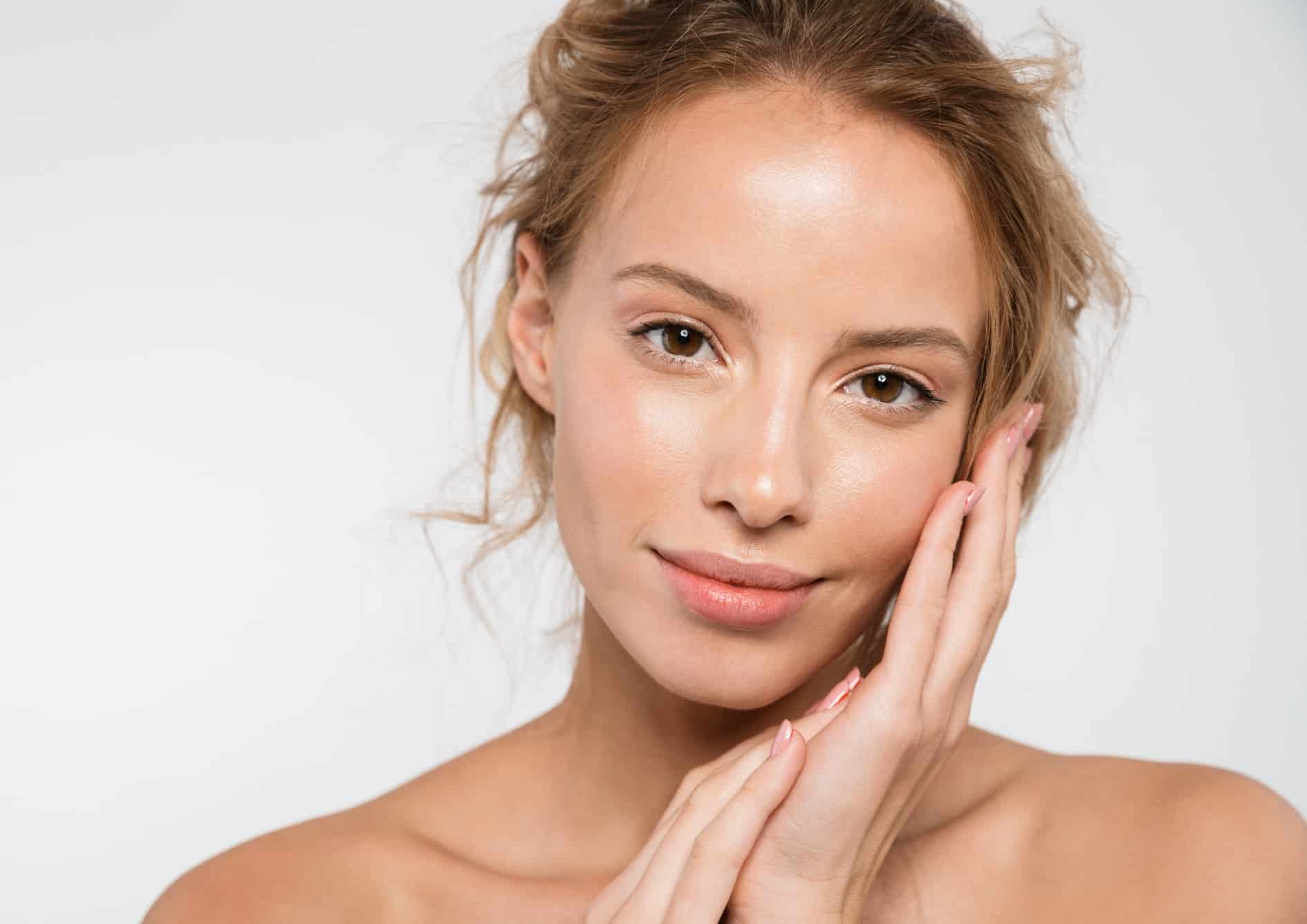 Acide hyaluronique à Paris | injection acide hyaluronique | Médecine esthétique | Centre Skinessence