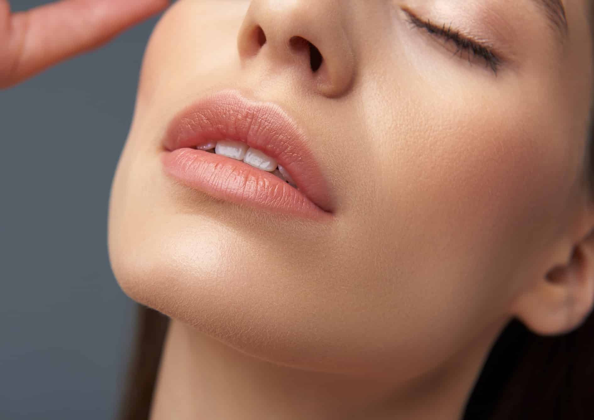 Epilation laser des lèvres à Paris | épilation définitive lèvre supérieur prix | Centre esthétique Skinessence