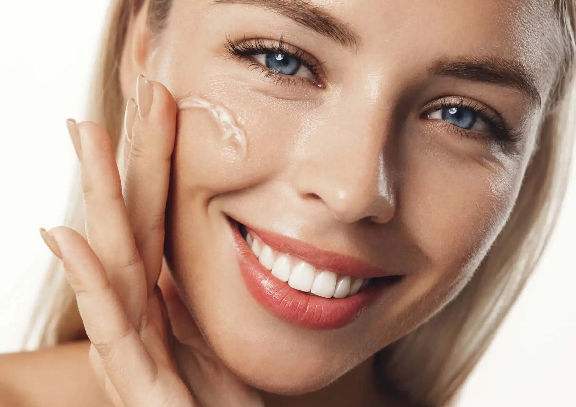 Peeling visage à Paris | Peeling chimique visage | Médecine esthétique | Centre Skinessence