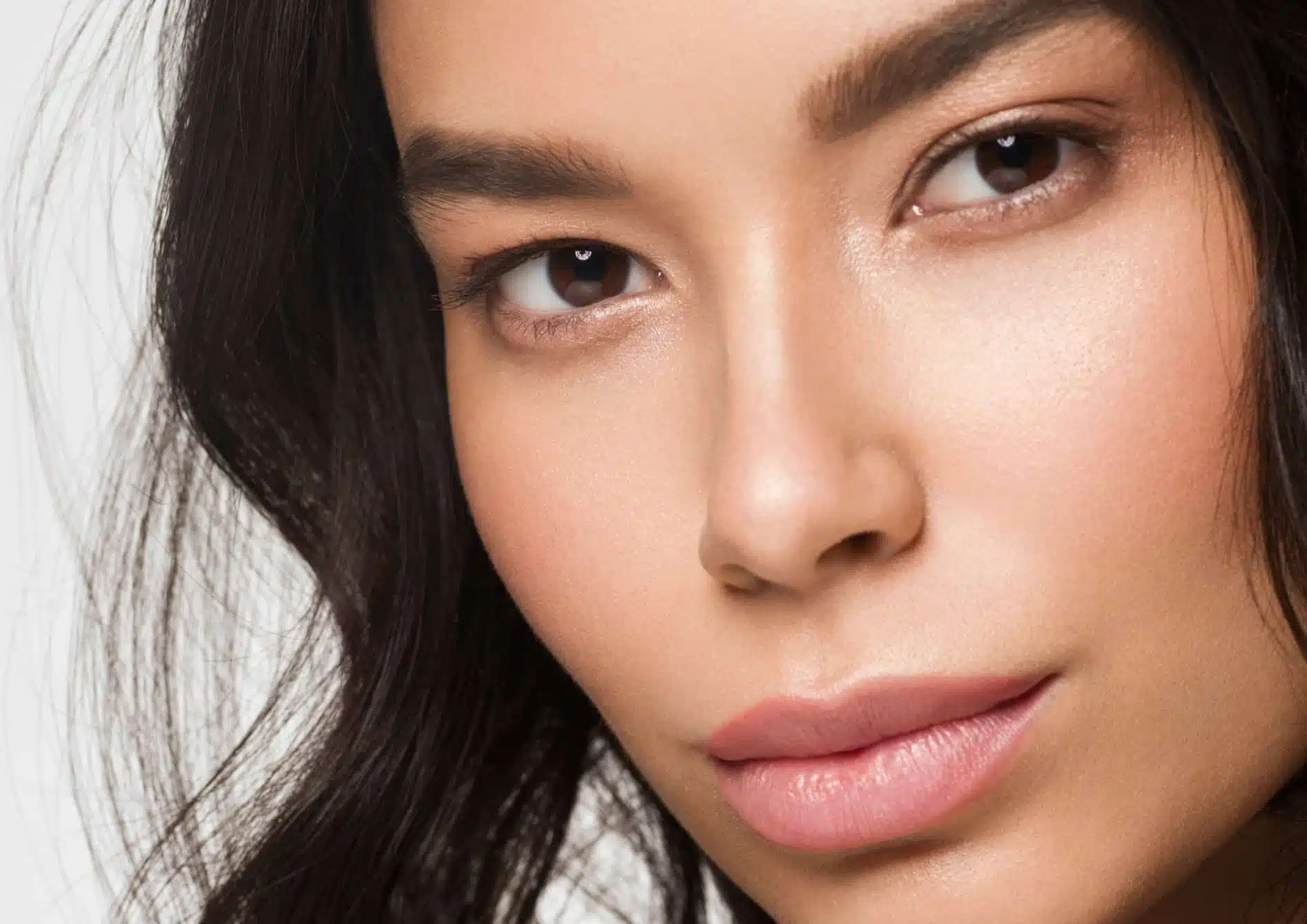 Rhinoplastie médicale à Paris | Rhinoplastie sans chirurgie | Médecine esthétique | Centre Skinessence
